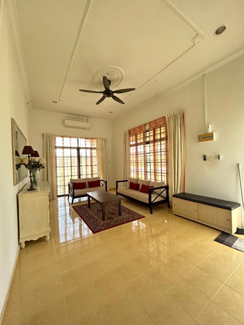 Rumah Sawah Homestay Pasir Puteh Buitenkant foto